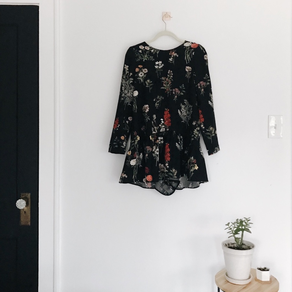 Zara | Long sleeved floral romper